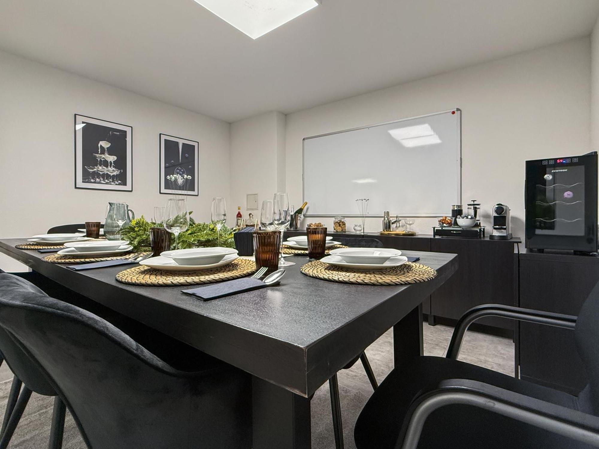 Group Friendly Comfort Central Stuttgart Apartment Екстериор снимка